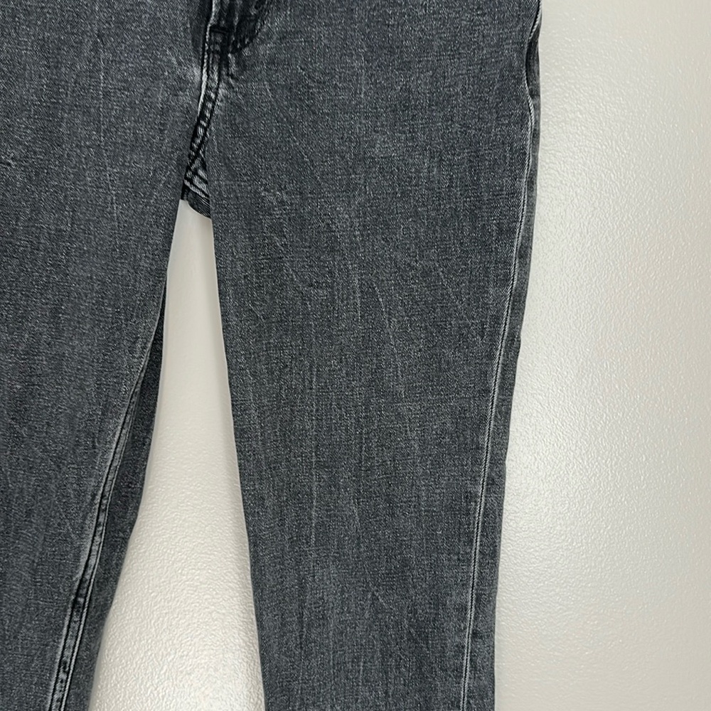 Abercrombie High Rise Mom Jean - Picture 5 of 7